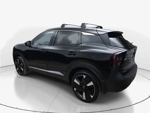 Used 2026 Nissan Kicks SR FWD image 8