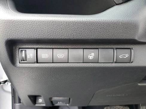 New 2025 Toyota RAV4 SE image 24