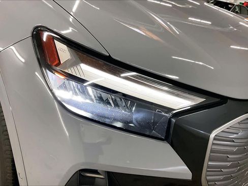 Used 2023 Audi Q4 e-tron Premium Plus w/ Premium Plus image 27