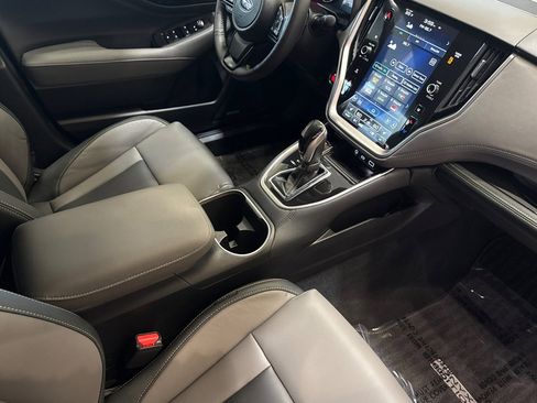 Certified 2025 Subaru Outback Onyx Edition image 15