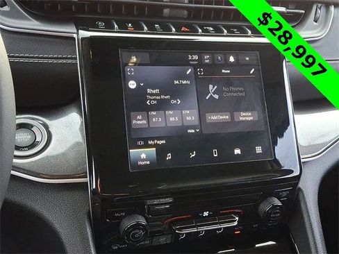 Certified 2023 Jeep Grand Cherokee Laredo image 17