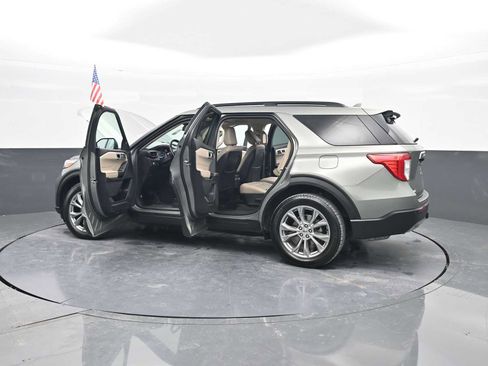 Used 2020 Ford Explorer XLT w/ Equipment Group 202A image 46