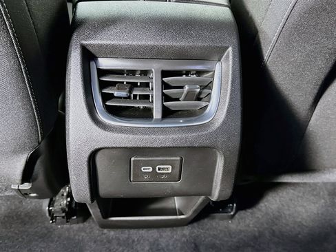 Used 2025 Chevrolet Blazer LT AWD/4WD image 25
