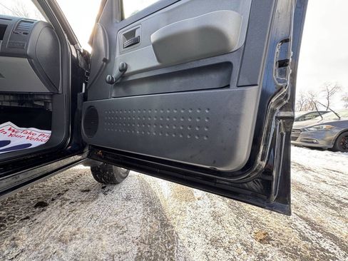 Used 2009 Dodge Dakota ST image 22