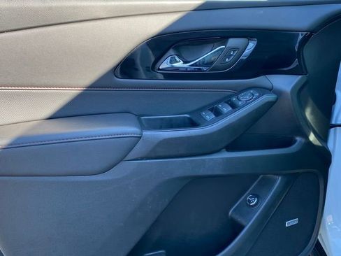 Certified 2023 Chevrolet Traverse RS w/ LPO, Cargo Package image 17