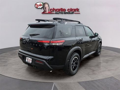 New 2025 Nissan Pathfinder Rock Creek image 6
