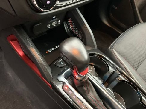 Used 2022 Chevrolet TrailBlazer RS w/ Sun and Liftgate Package image 24