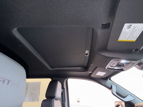 Used 2026 GMC Sierra 1500 AT4 w/ AT4 Premium Package image 32