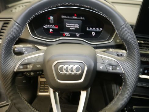 Certified 2023 Audi SQ5 Prestige w/ Prestige Package AWD/4WD image 33