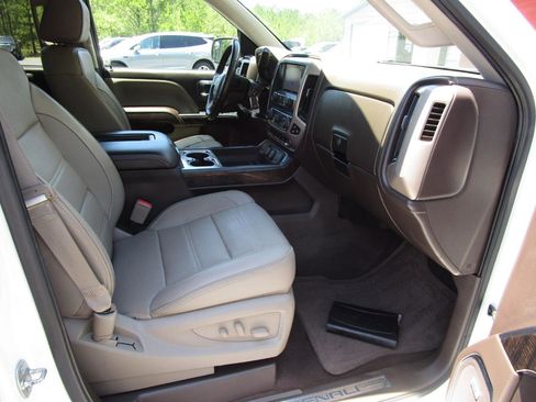 Used 2016 GMC Sierra 1500 Denali AWD/4WD image 33