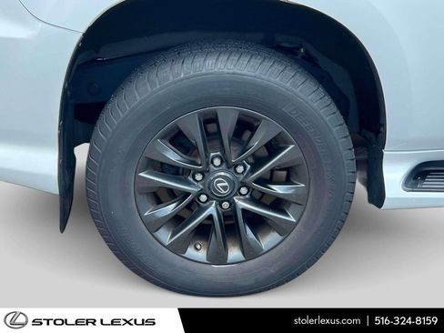 Used 2020 Lexus GX 460 Premium w/ Premium Package AWD/4WD image 10