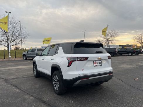 New 2026 Chevrolet Equinox LT w/ Convenience Package II image 5