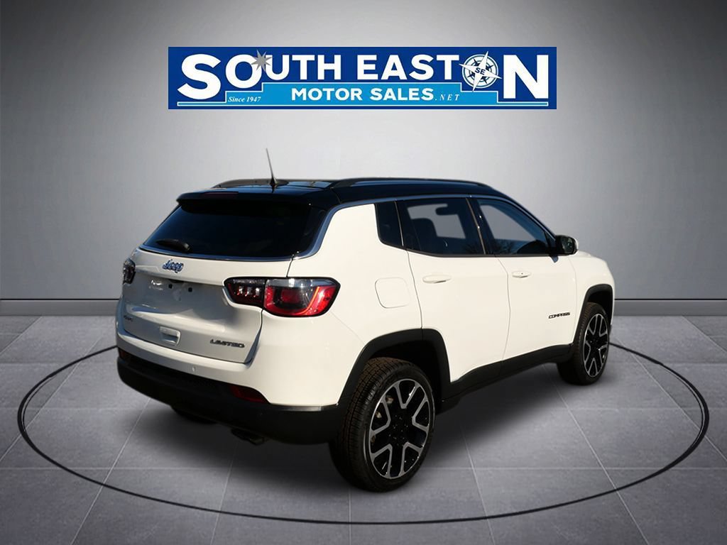 Used 2018 Jeep Compass Limited w/ Navigation Group AWD/4WD image 6