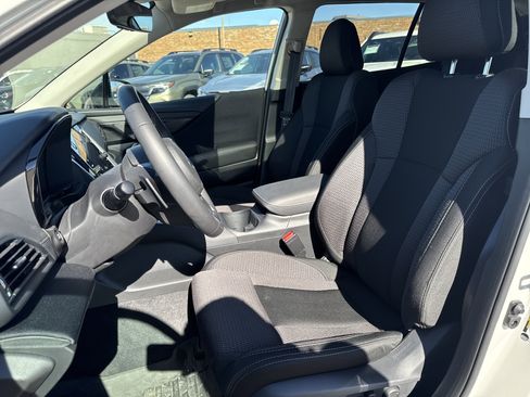 Certified 2025 Subaru Outback Premium w/ Popular Package #1A image 27