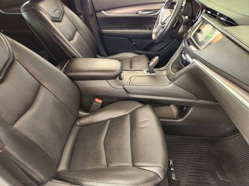 Used 2019 Cadillac XT5 Luxury FWD image 15