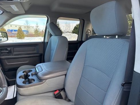 Used 2019 RAM 1500 Express w/ Express Value Package image 16