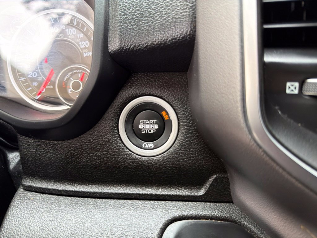 Used 2024 RAM 1500 Big Horn RWD image 44