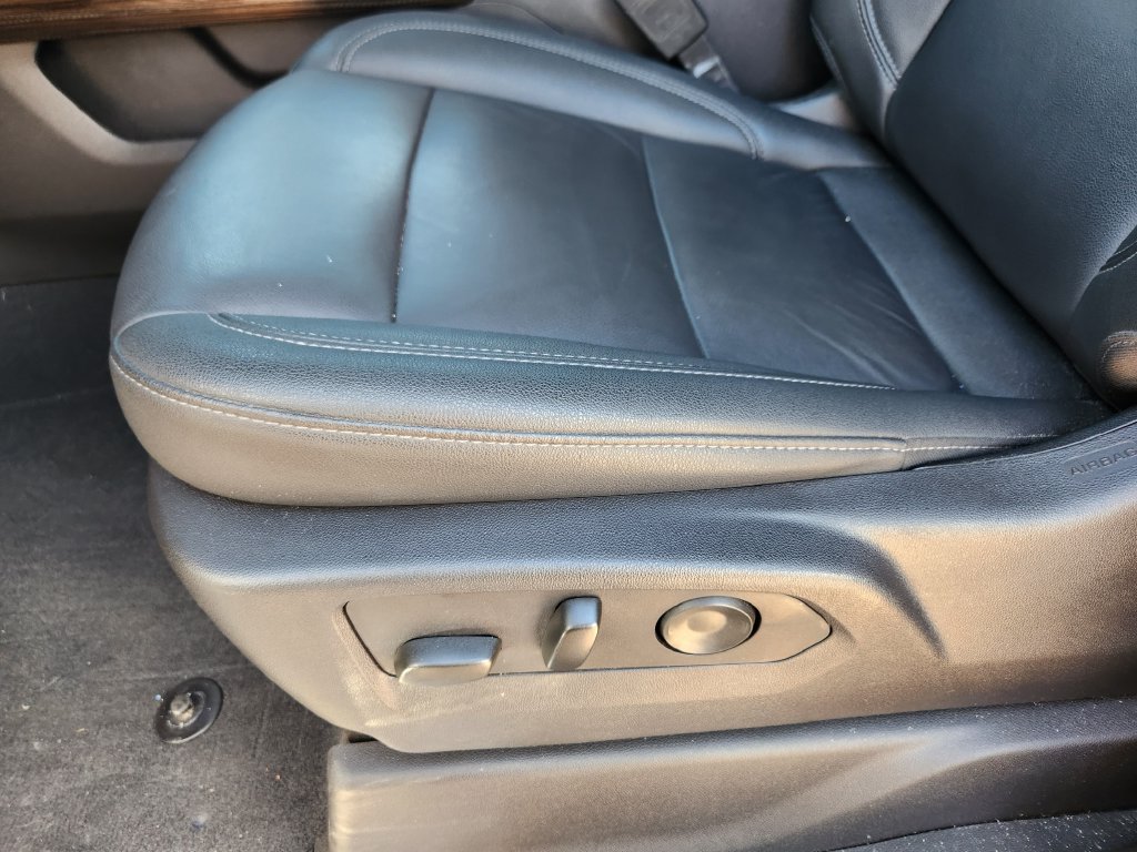 Used 2024 Chevrolet Silverado 1500 LT Trail Boss w/ Convenience Package II AWD/4WD image 24