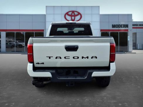 New 2025 Toyota Tacoma TRD Sport image 5