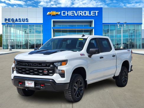 New 2025 Chevrolet Silverado 1500 Custom Trail Boss image 2