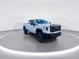 Used 2025 GMC Sierra 2500 AT4X AWD/4WD video 2