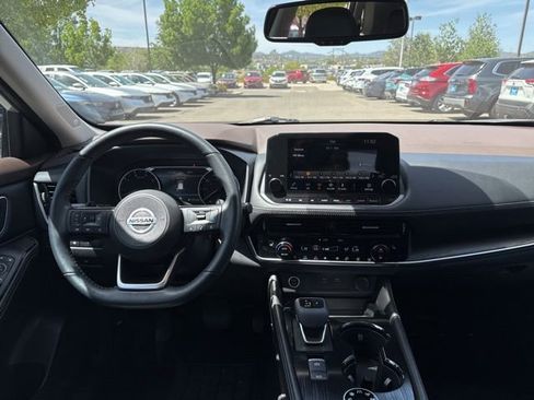 Used 2021 Nissan Rogue SL w/ Premium Package AWD/4WD image 24