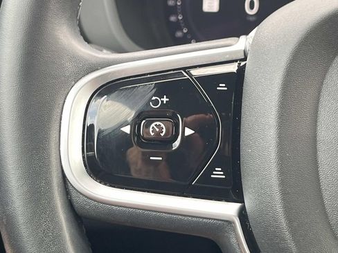 Used 2023 Volvo XC60 B5 Plus w/ Protection Package Premier image 30