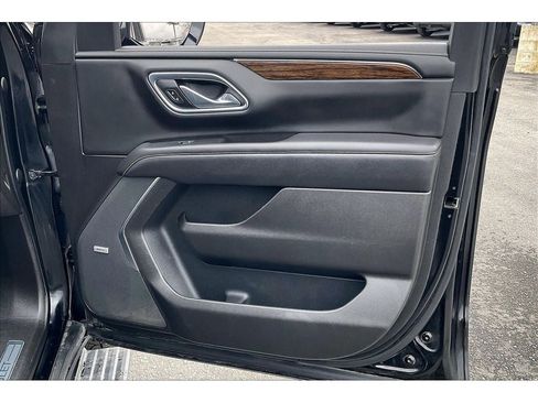 Used 2021 Chevrolet Tahoe Premier w/ Max Trailering Package image 25