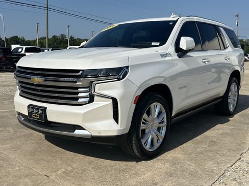 Used 2021 Chevrolet Tahoe High Country w/ Premium Package RWD image 1