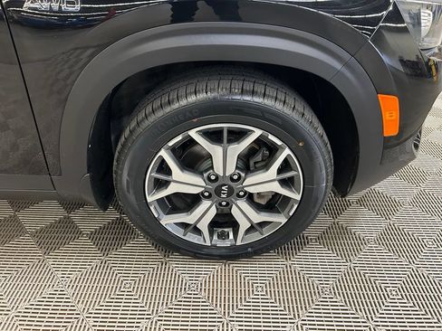 Used 2021 Kia Seltos EX AWD/4WD image 2