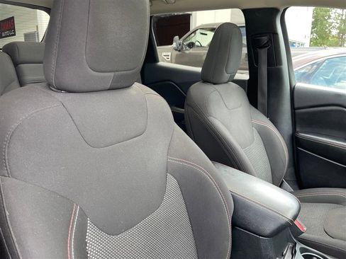 Used 2016 Jeep Cherokee 75th Anniversary image 24