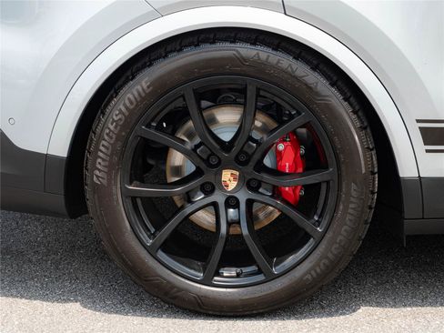 Certified 2026 Porsche Cayenne S AWD/4WD image 40