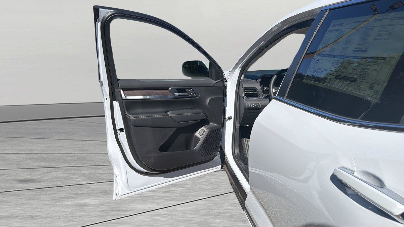 New 2026 GMC Terrain Denali AWD/4WD image 15