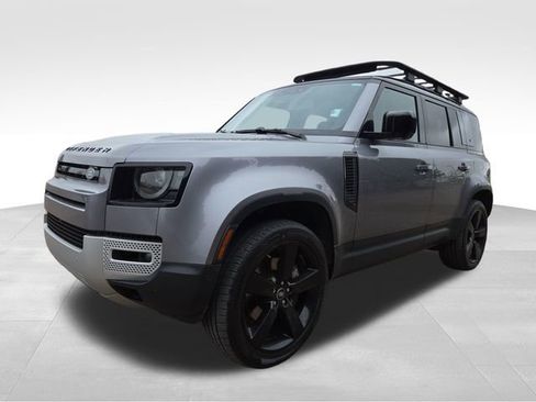 Used 2020 Land Rover Defender 110 HSE image 6