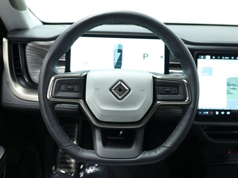 Used 2024 Rivian R1S Adventure AWD/4WD image 25