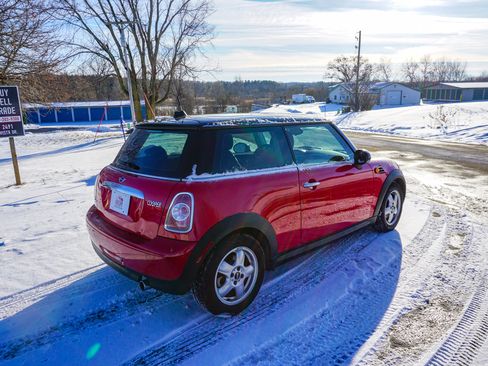 Used 2011 MINI Cooper Hardtop image 3