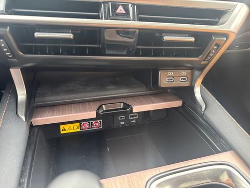 Used 2024 Lexus RX 350 Premium Plus w/ Convenience Package AWD/4WD image 28