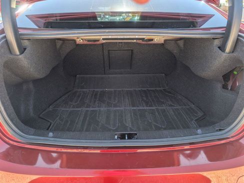 Used 2015 Volvo S60 T5 Platinum image 11