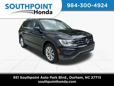 Used 2019 Volkswagen Tiguan SE w/ Panoramic Sunroof Package FWD image 1