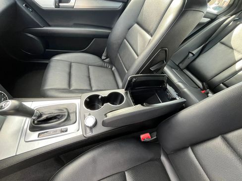 Used 2014 Mercedes-Benz C 250 Sedan image 20