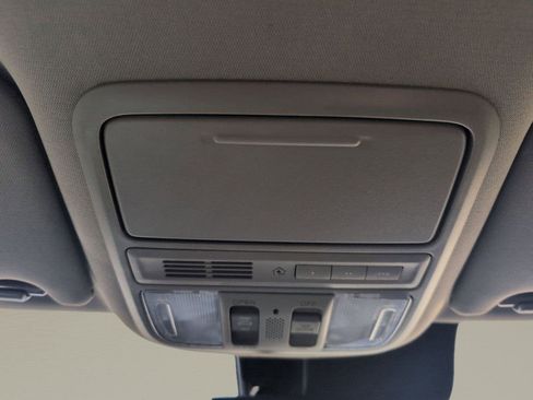 Used 2016 Honda Pilot Touring image 28