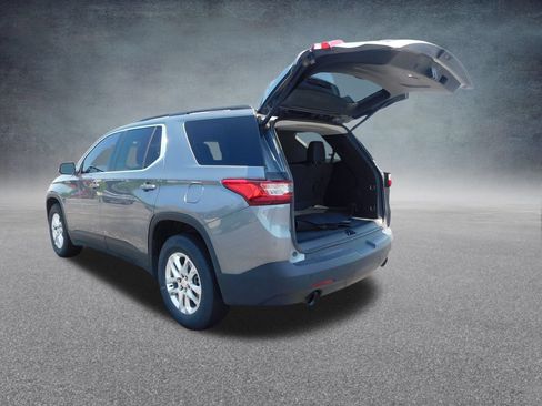 Used 2019 Chevrolet Traverse LT FWD image 23