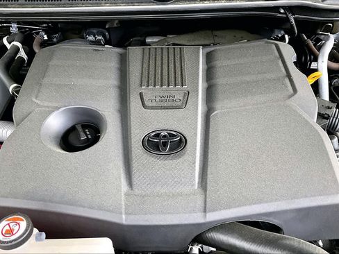 Used 2023 Toyota Tundra SR5 w/ SR5 Convenience Package AWD/4WD image 36