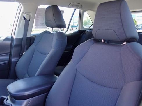 Certified 2023 Toyota RAV4 LE AWD/4WD image 27