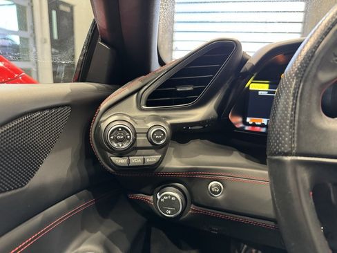 Used 2018 Ferrari 488 Spider image 38