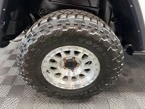 Used 2023 Jeep Wrangler Unlimited Rubicon 4xe AWD/4WD image 19