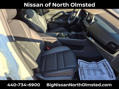 Used 2023 Nissan Rogue SL AWD/4WD image 26