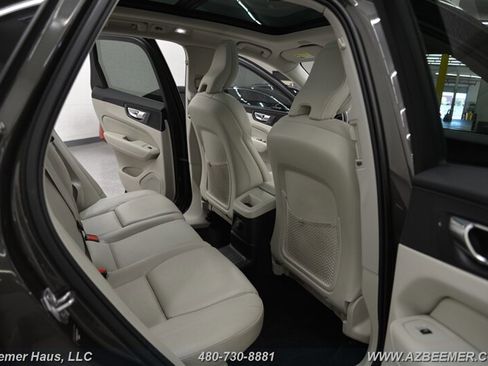 Used 2022 Volvo XC60 T8 Inscription Expression w/ Advanced Package image 22