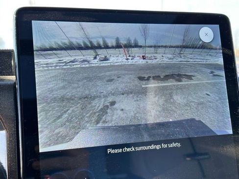 Used 2023 Ford F150 Lightning Platinum image 28