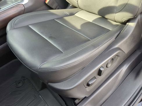 Used 2025 GMC Sierra 1500 SLT w/ SLT Premium Plus Package image 13